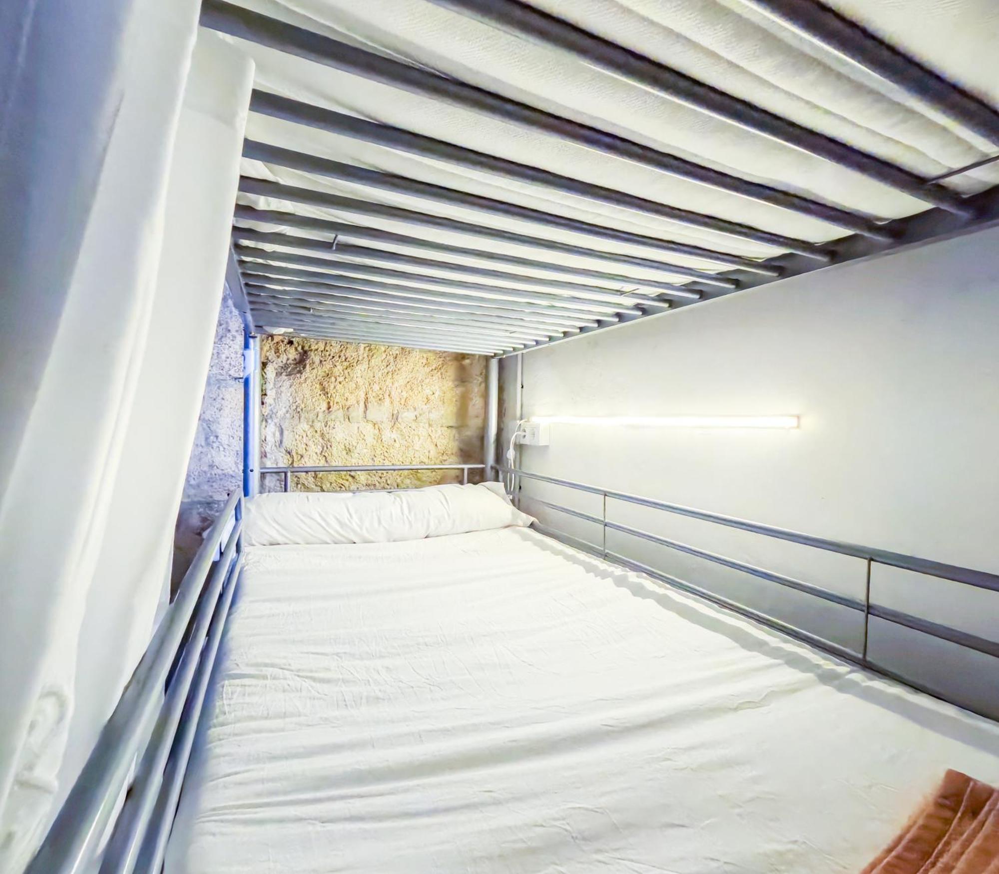 Ashavana Nest Hostel เอลเมดาโน ห้อง รูปภาพ