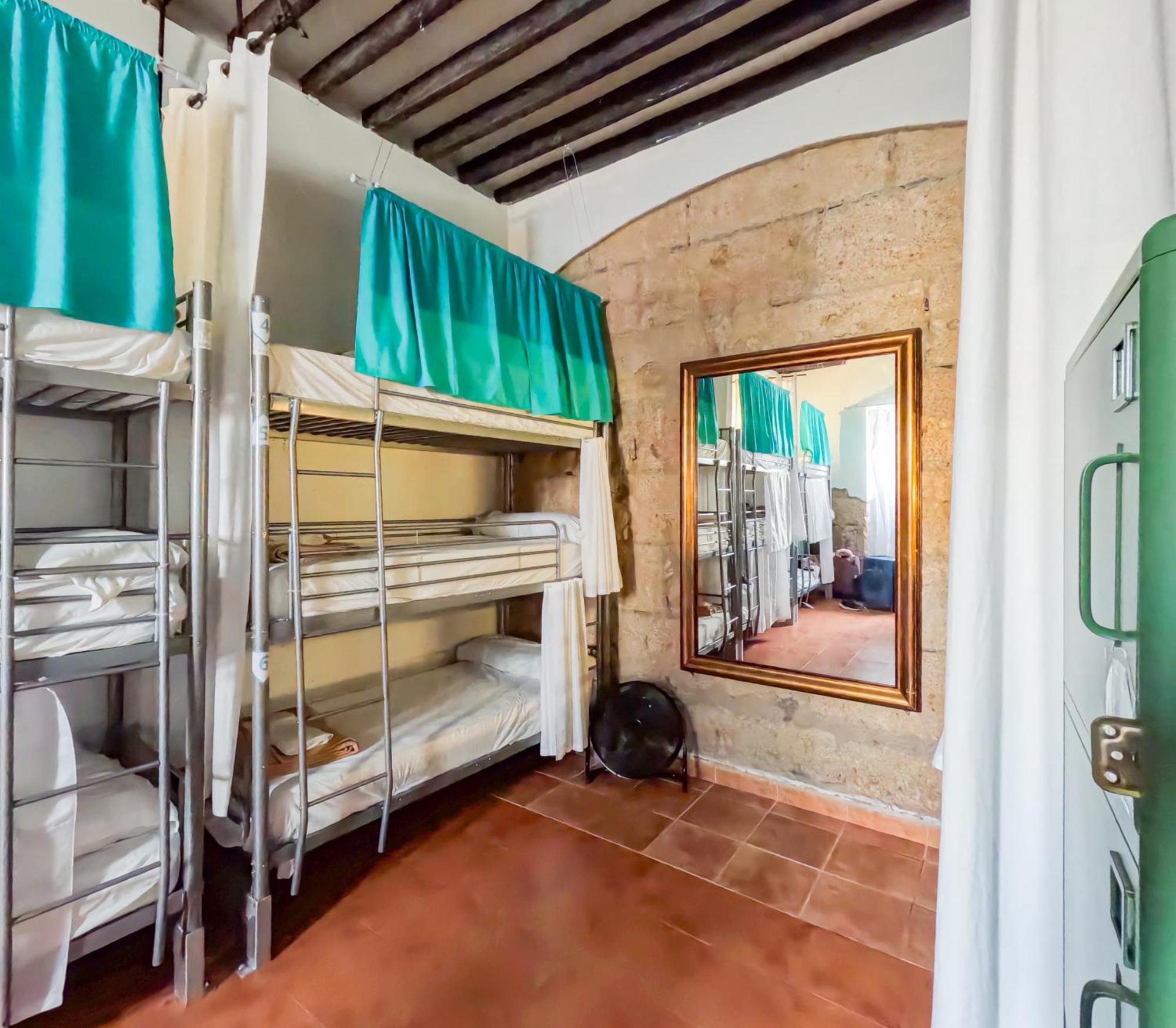 Ashavana Nest Hostel เอลเมดาโน ห้อง รูปภาพ